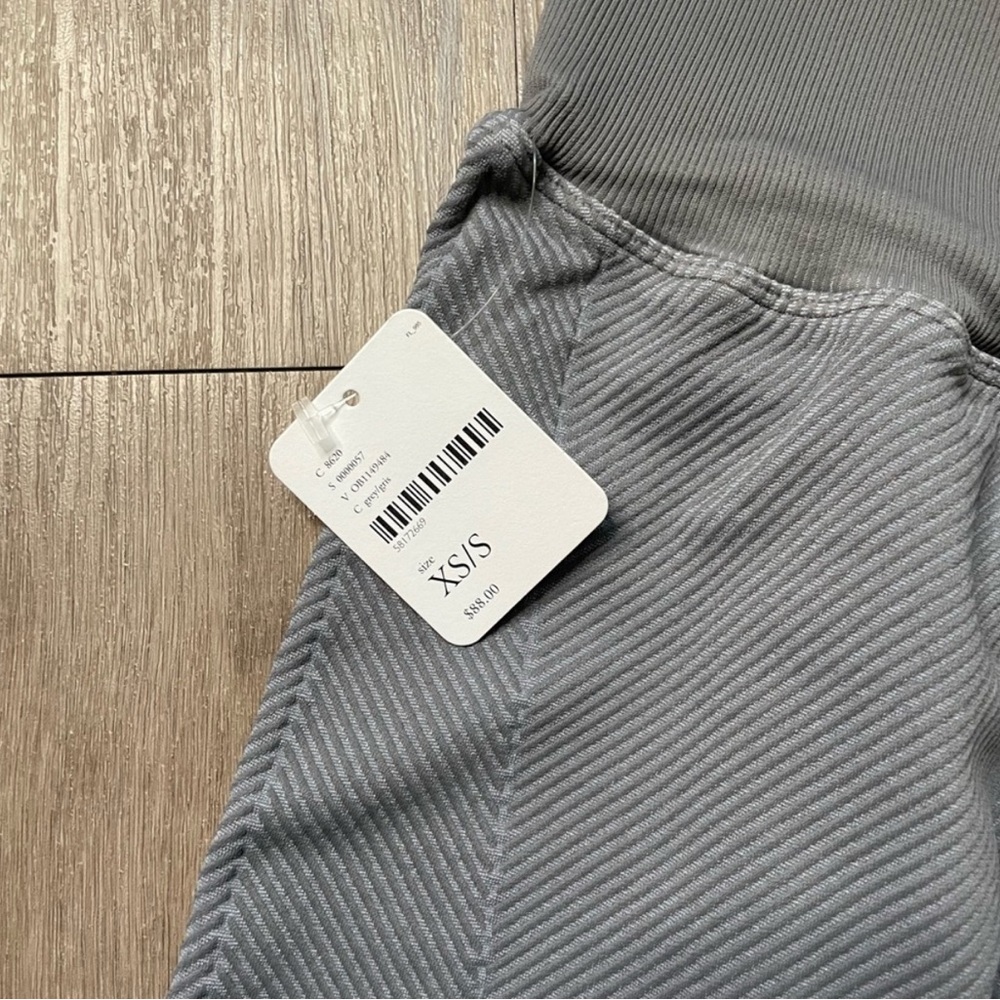 Free People Movement Rewind Legging in Grey - Picture 4 of 4